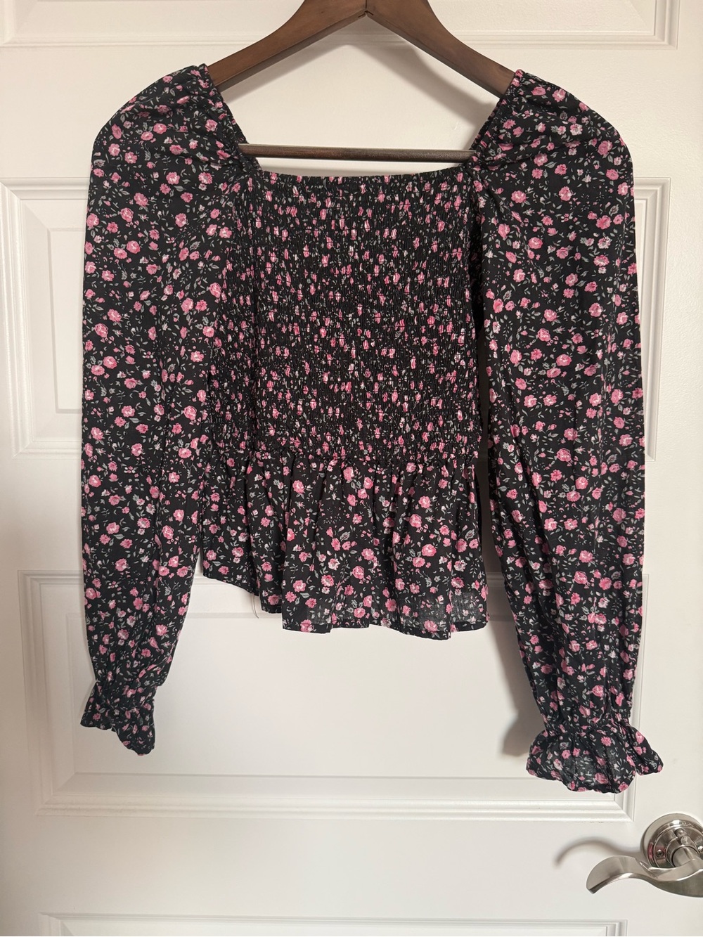 Dizzy Lizzy Floral Smocked Peplum Blouse XS